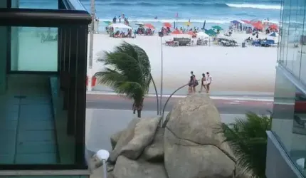 Ótima cobertura na Praia do forte