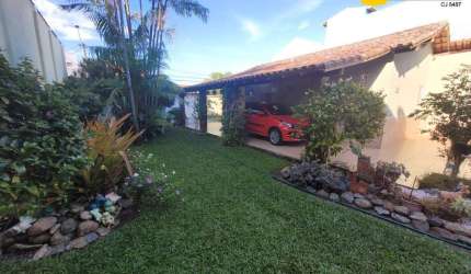 Casa linear de 2 quartos à venda no bairro Palmeiras em Cabo Frio/RJ
