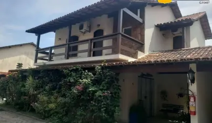 Casa em cond. no Jd Flamboyant