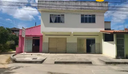 Sobrado com 3 Lojas a Venda no Parque Hotel - Araruama/RJ