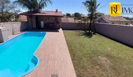 Casa independente com piscina no Caminho de Búzios