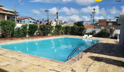 Prédio com apartamentos e espaço de lazer nas Palmeiras