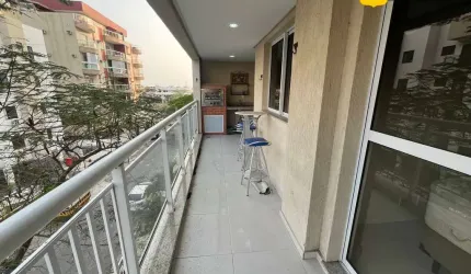 Apartamento à venda mobiliado de 2 quartos no Braga, Cabo Frio/RJ