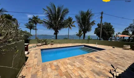Casa na beira da lagoa no condomínio Marina Palmer à venda, Cabo Frio/RJ