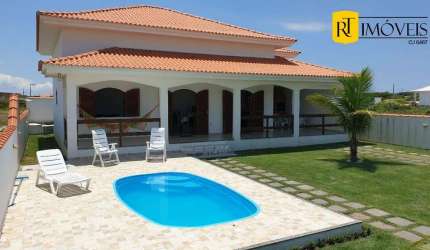 Bela casa com 3 quartos à venda em condomínio em Arraial do Cabo/RJ