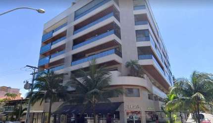 Apartamento de 3 quartos no centro de Cabo Frio