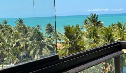 VENDO QUARTO E SALA MOBILIADO COM VISTA MAR!
