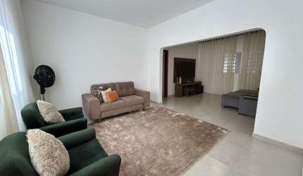 Casa para Venda em Araxá, VILA SILVERIA, 3 dormitórios, 1 suíte, 2 banheiros, 1 vaga
