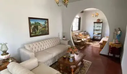 Casa para Venda em Araxá, MORADA DO SOL, 3 dormitórios, 1 suíte, 2 banheiros, 2 vagas