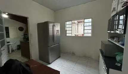 Casa para Venda em Araxá, CENTRO, 3 dormitórios, 2 banheiros, 1 vaga
