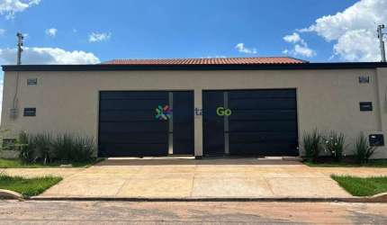 Casa com 3 quartos à venda na RM 10, 1, Residencial Marília, Senador Canedo por R$ 430.000