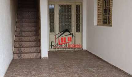 Casa com Dois  Quartos Bairro Califórnia