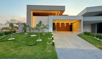 Casa térrea com 4 suítes plenas sendo uma master, frente praça