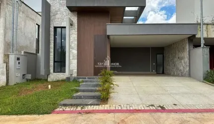 Casa térrea com 3 suítes, sendo uma master.
