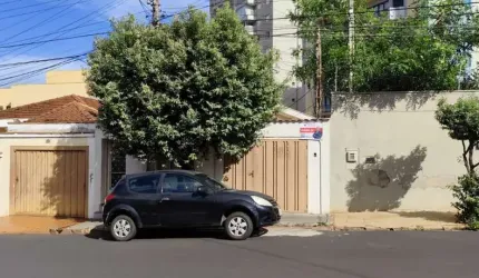 Elegante casa de vila para venda com 3 quartos, 131m²