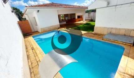 Casa Alto Padrao com piscina e 4 dormitorios no bairro Santa Monica, Sao Carlos