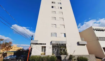 Apartamento com 2 quartos para alugar no Centro, São Carlos , 65 m2 por R$ 2.000
