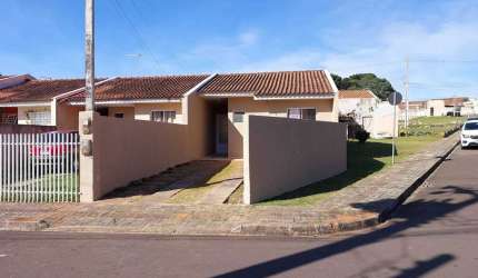 Casa à venda em Campo Largo/PR