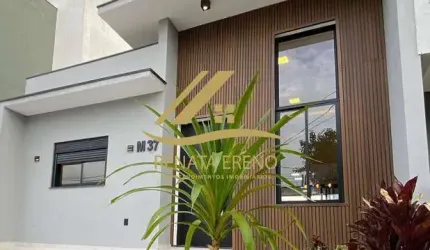 Casa Térrea com 3 Quartos e Piscina no Condomínio Golden Park II