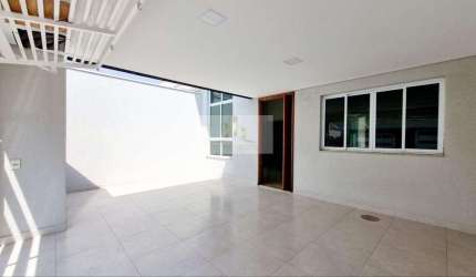 Nova Veneza: Casa 3 Dorms (1 Suíte), Iluminação Natural e Permuta