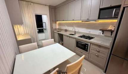 Apartamento á venda no bairro Areias, 02 dormitórios sendo uma suíte,  69m²