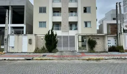 Apartamento no universitários em Tijucas com 56m², 2 dormitórios, churrasqueira