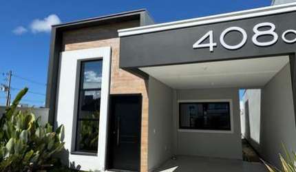 Casa no bairro Areias com 85m², 2 dormitórios, 1 suíte, vaga de garagem coberta