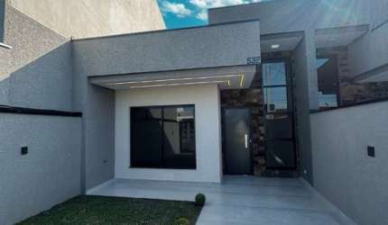Casa com 3 quartos à venda na Ipê, 532, Eucaliptos, Fazenda Rio Grande por R$ 750.000