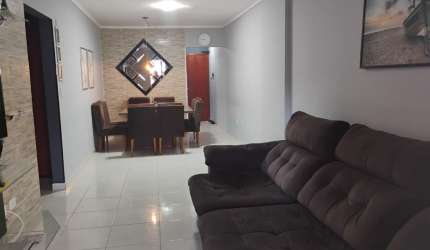 Apartamento no Canto do Forte no Residencial Ilha de Santorine