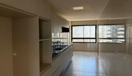 Apartamento com 3 suítes com closet