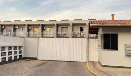 Sobrado semi mobiliado com dois quartos em Brusque!