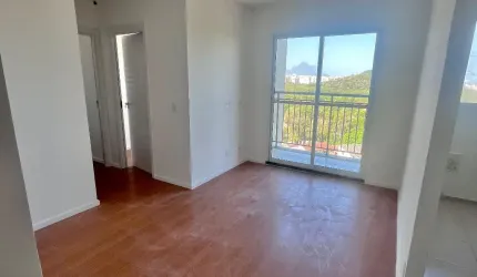 Apartamento a venda na Estrada dos Bandeirantes com 2 quartos