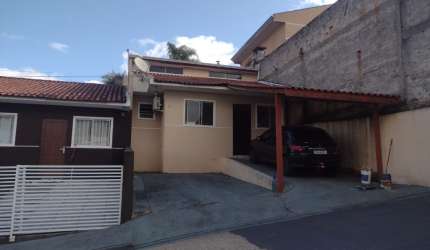 Belíssima Casa com 157 m² campo pequeno - Colombo