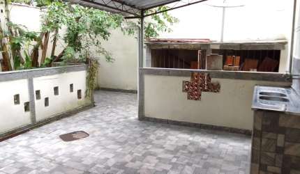 Excelente imóvel amplo em Bangu!