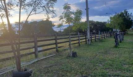 Rancho em Barreiras BA; com 30 hectares infraestrutura completa.