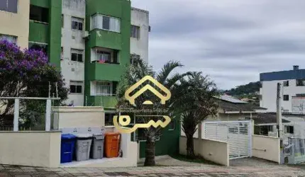 Apartamento à venda, no Bairro Forquilhinha, São José-SC, com 2 quartos, sendo , com 1 vaga