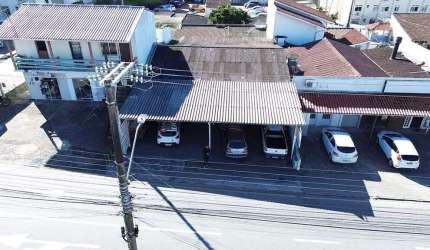 Ponto Comercial à venda, no Bairro Praia Comprida, São José-SC, com 2 quartos, sendo , com 4 vagas