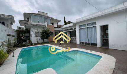 Casa para aluguel, no Bairro Pedra Branca, Palhoça-SC, com 3 quartos, sendo 1 suíte, com 2 vagas