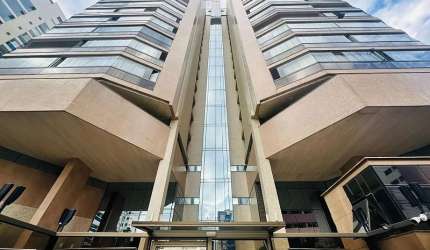 Apartamento 2 quartos com 70m², sol da manhã e vista para o mar em Itapuã!
