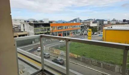 Apartamento 3 quartos, sol da manhã com 85m² em Itapuã!