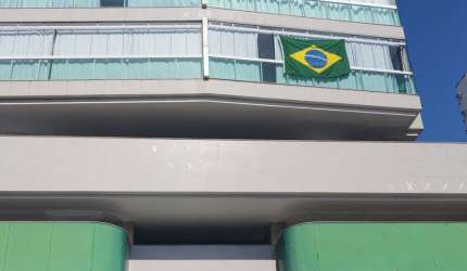 Apartamento 3 quartos com suíte em ótima localização em Itapuã!