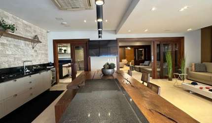SOBRADO COM 4 QUARTOS À VENDA, 602m2 - FLORAIS CUIABÁ
