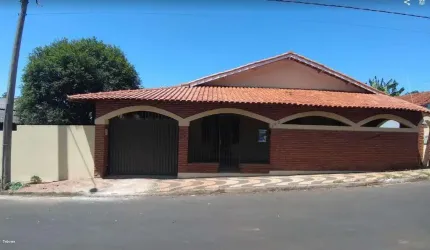 Casa para Venda em Brotas, Bela Vista, 4 dormitórios, 1 suíte, 2 banheiros, 3 vagas
