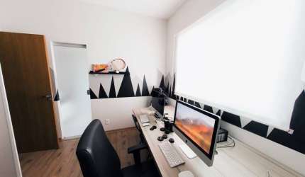 Casa com 3 Quartos, 2 Banheiros e 2 Vagas – Excelente Localização!