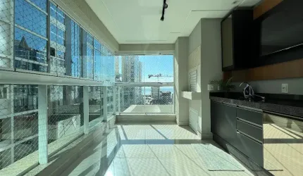 Apartamento a venda em ótima localização 04 suítes