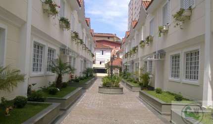Casa em Condomínio - Santana