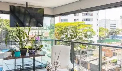 Apartamento para venda possui 117 metros quadrados com 3 quartos em Campo Belo - São Paulo - SP