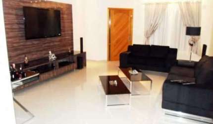 SOBRADO ALTO PADRÃO - 3 SUITES - 4 VAGAS - PISCINA E CHURRASQUEIRA - por R$ 1.690.000 - MOOCA
