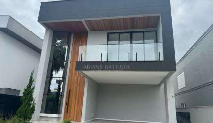 Magnífica Casa 3 Suítes sendo 2 c/ closet varanda 4 Vagas