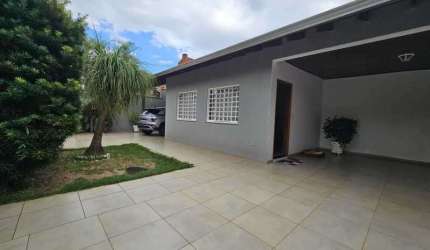 Casa com 4 quartos à venda na Rua Comandante Carlos Alberto, Boa Vista, Londrina, 340 m2 por R$ 1.700.000